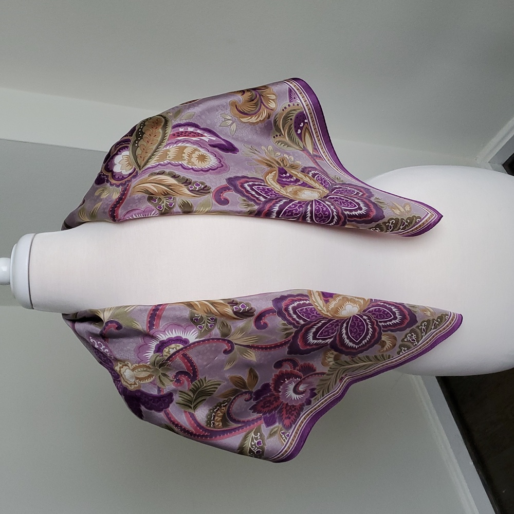 EUC Oscar De La Renta 100% Silk Purple/Plum/Moss Green 35" x 35" Square Scarf - Picture 4 of 6